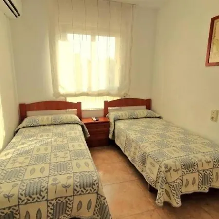 3 Bed Av Corbusier Lejlighed *