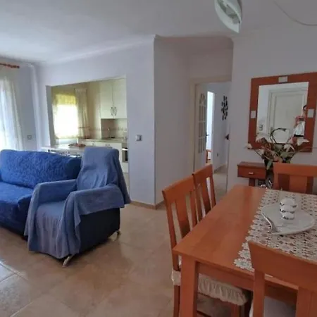 3 Bed Av Corbusier *