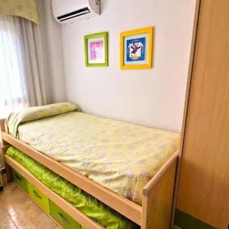 3 Bed Av Corbusier Lejlighed *