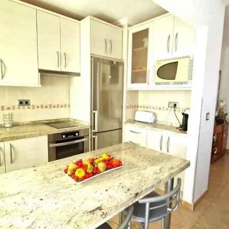 3 Bed Av Corbusier Lejlighed *