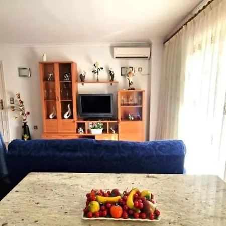 Apartment 3 Bed Av Corbusier *