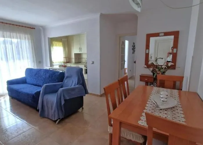 3 Bed Av Corbusier *