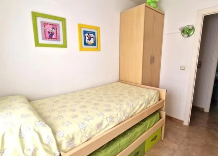 3 Bed Av Corbusier Lejlighed